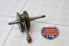 Load image into Gallery viewer, 45230018100 CRANKSHAFT GS CPL