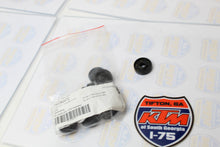 Load image into Gallery viewer, SHAFT SEAL RING 8X24X7