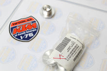 Load image into Gallery viewer, KTM 54809082000 SPINDLE SCREW M24X1,5 WS=27 03