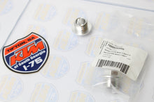 Load image into Gallery viewer, KTM 70009082000 AXLESCREW M20X1.5 SW17