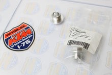 Load image into Gallery viewer, KTM 70009082000 AXLESCREW M20X1.5 SW17